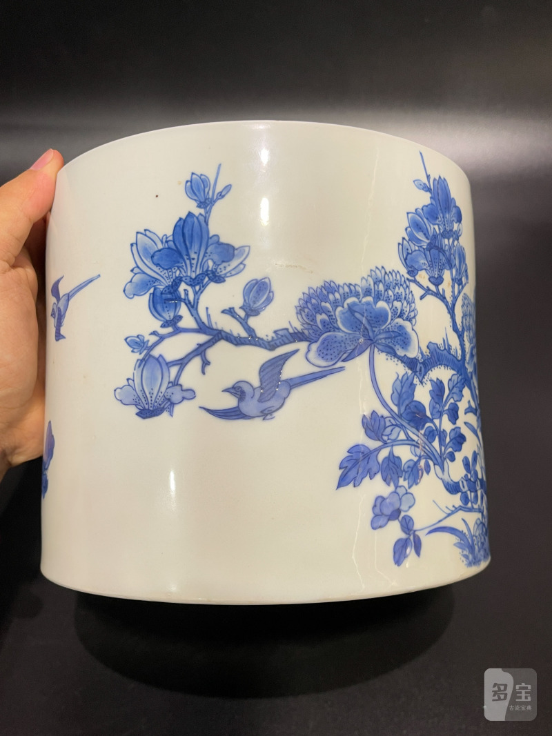 清康熙 青花雉鸡牡丹纹笔筒 - 图8